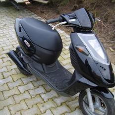 Aprilia sonic AC
