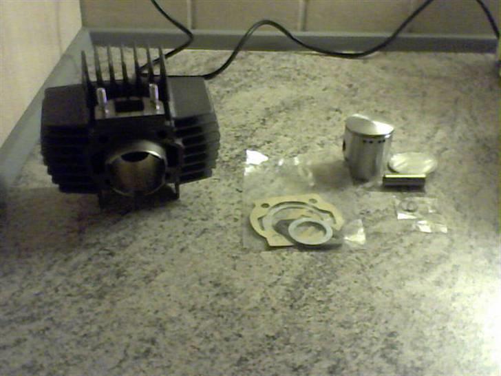 Puch maxi solgt - Det nye kit der er kommet her den 28/3/08 billede er tager for 5 minutter siden:D billede 12