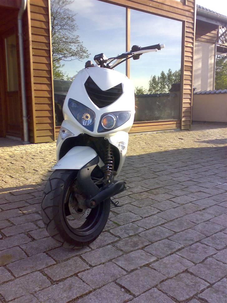 Peugeot Speedfight 2 - solgt - Front billede 8