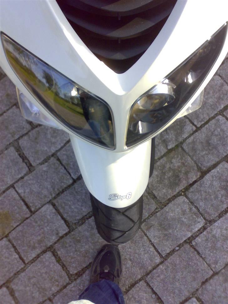 Peugeot Speedfight 2 - solgt - Black eyes billede 9