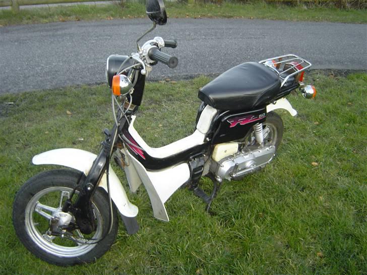Suzuki FZ 50   [Solgt] billede 3