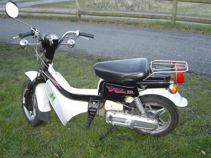 Suzuki FZ 50   [Solgt] billede 7
