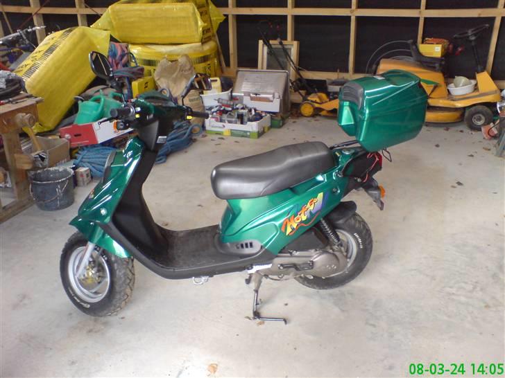 PGO Hot 50 "SOLGT" billede 2