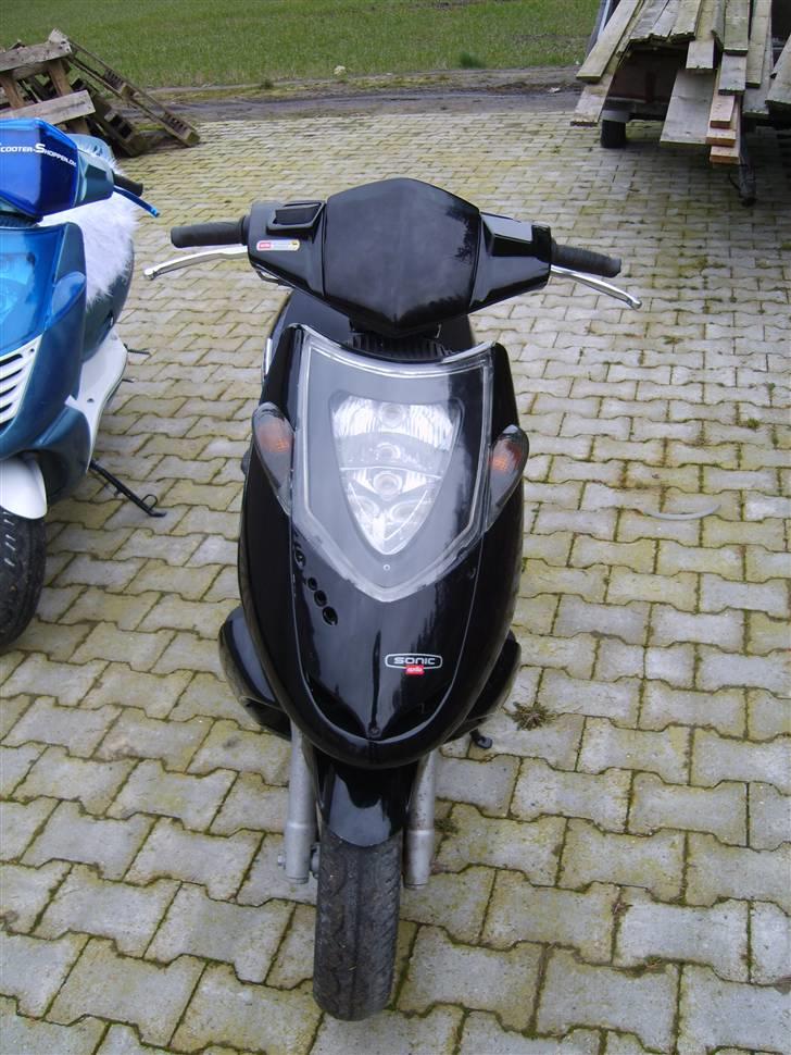 Aprilia sonic AC - forfra (nye greb) billede 2