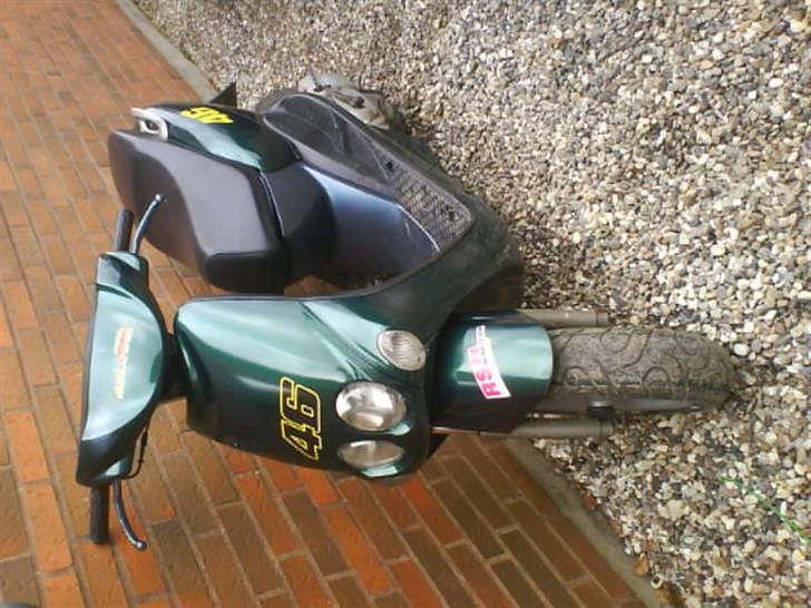 Yamaha neos *Elan¤r* Byttet :'( billede 1