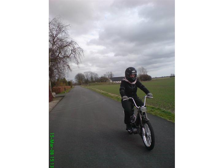 {{currentPhoto.altText}} billede {{currentPhoto.number}}