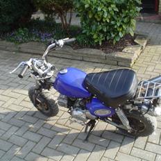 Skyteam Monkey Bike Solgt for 3Kg