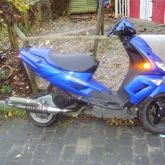 Peugeot speedfight 2 hyper slogt