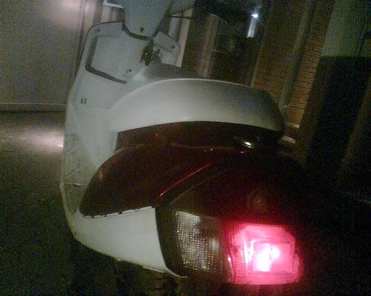 Yamaha Jog - STJÅLET :'( - Sådan står den nu .. billede 10