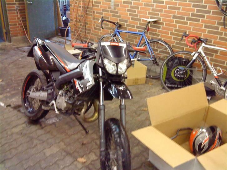 Derbi senda billede 1