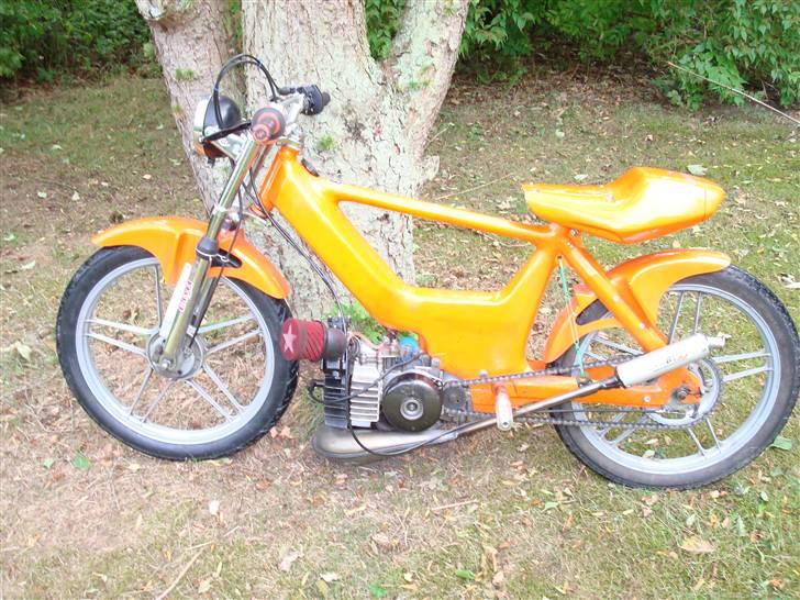 Puch maxi (smølfens) (SOLGT) - WROOMM var det en fulg var det en ufo nej det var smølfen på sin sindsyge maxi hehe billede 11