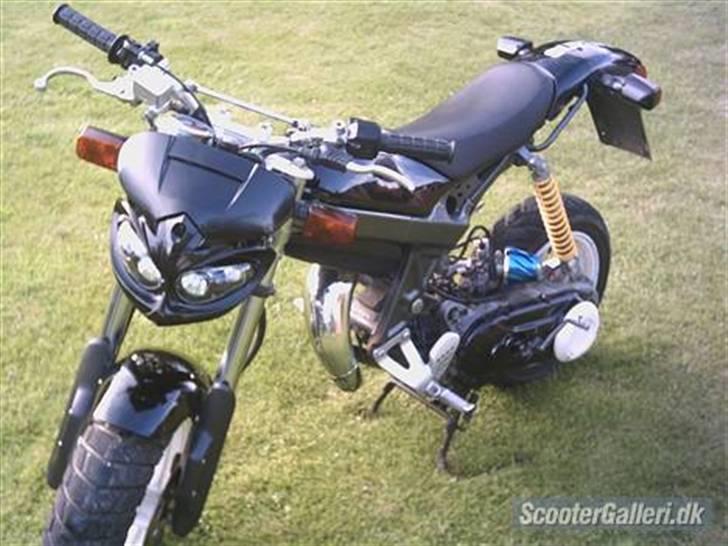 Suzuki street magic (solgt) billede 1