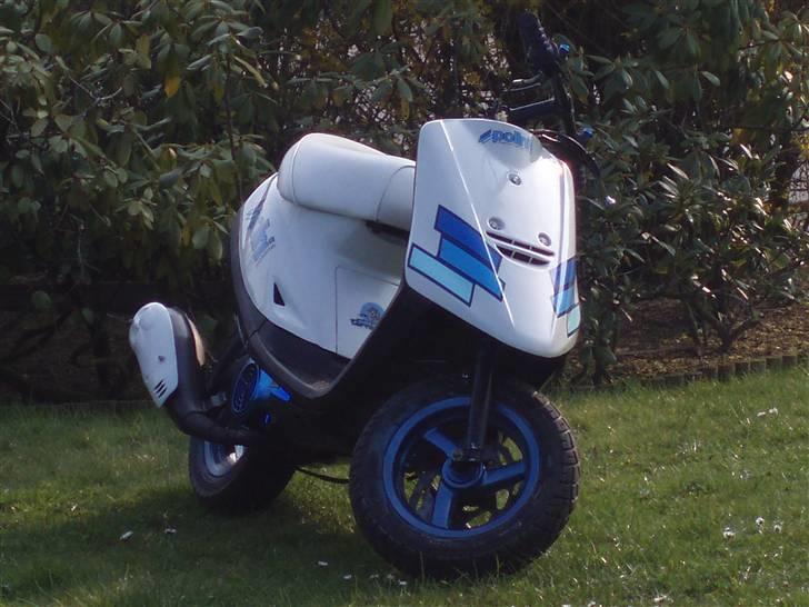 Yamaha jog ( SOLGT) billede 1