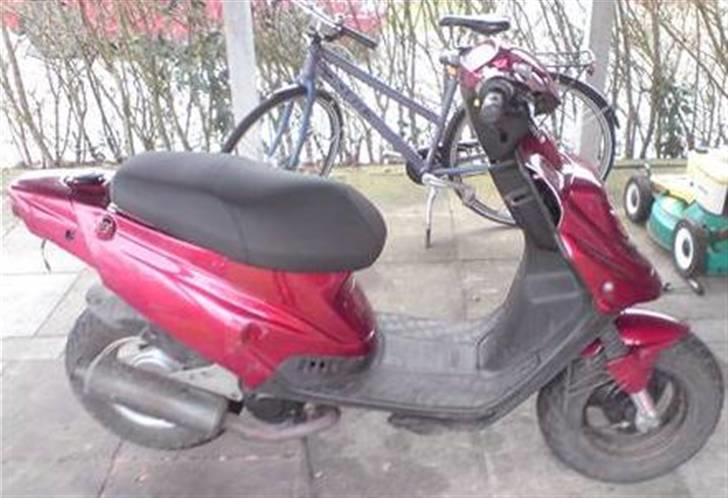 PGO hot 50 ( solgt 6.200 kr ) - før ombygning. der er sq alligevel sket meget :-) billede 16