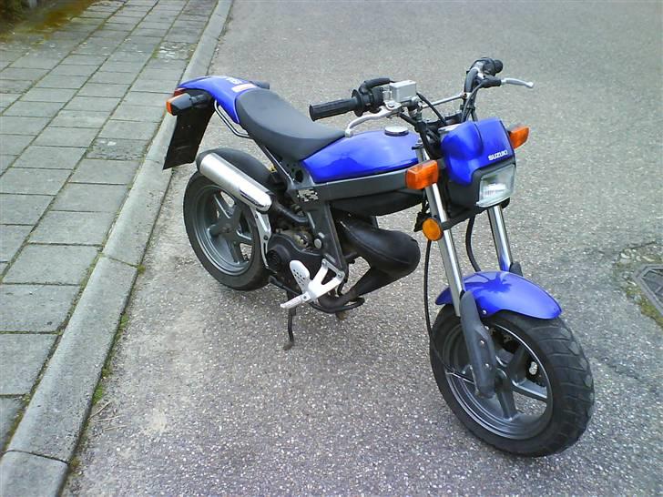 Suzuki street magic (Solgt) billede 1