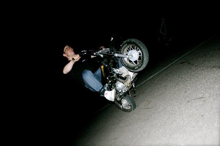 Moff Stuntbike billede 1