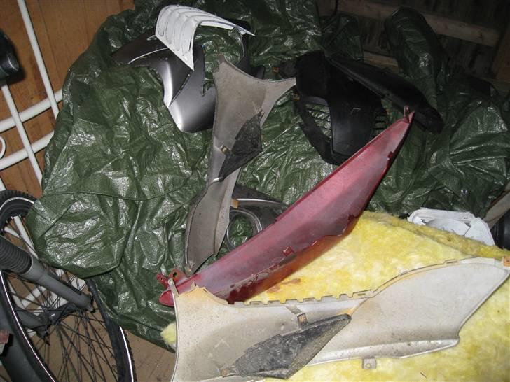 Yamaha Jog R - Byttet til Bws - Ekstre skjolde billede 6