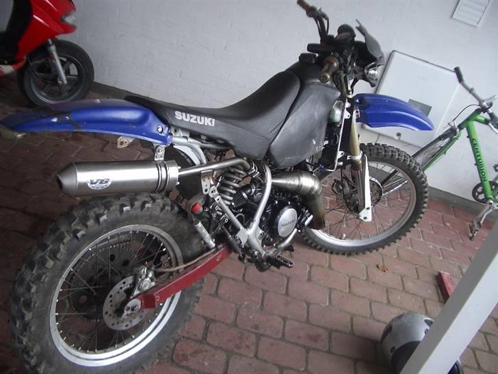 Suzuki RMX LC DD - BYTTET TIL 9K - med den nye blok og med den nye udstødning. Dog uden skjolde billede 6
