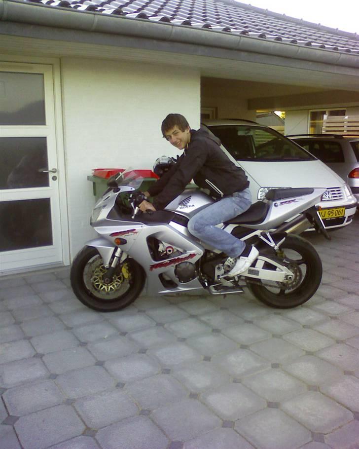 Suzuki RMX LC DD - BYTTET TIL 9K - min storebrors "knallert" med mig på xD savle savle.. jeg ser sgu op til ham på det punkt..  billede 7