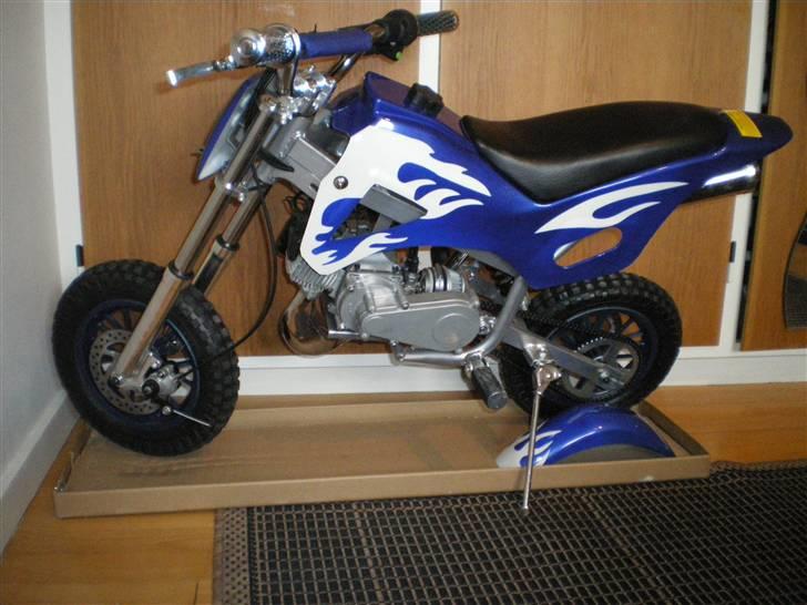MiniBike Pocketcrosser [SOLGT] - på værelset .. billede 16