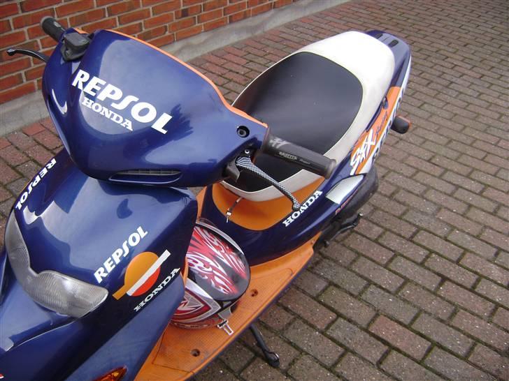 Honda sfx repsol     Før billede 8