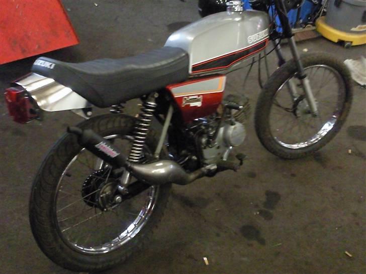 Suzuki samurai 2gear BYTTET billede 1