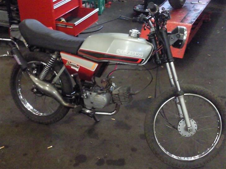 Suzuki samurai 2gear BYTTET billede 2