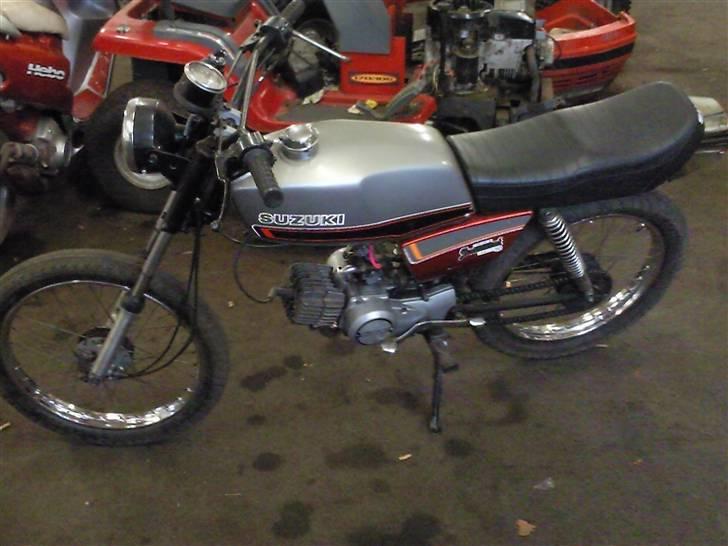 Suzuki samurai 2gear BYTTET billede 4