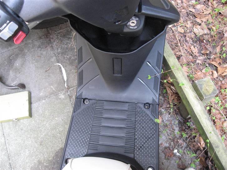 Yamaha Jog FS. Solgt :( billede 5