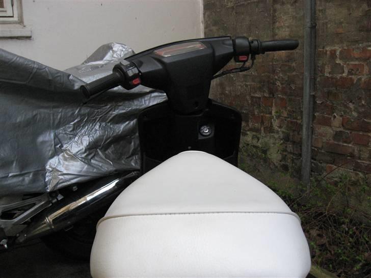 Yamaha Jog FS. Solgt :( billede 7