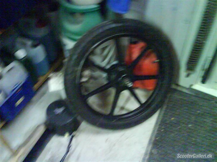 Yamaha 4 gear • Mystic Silver • - 17" Stjernefælg Forhjul. (jubilæum) billede 7