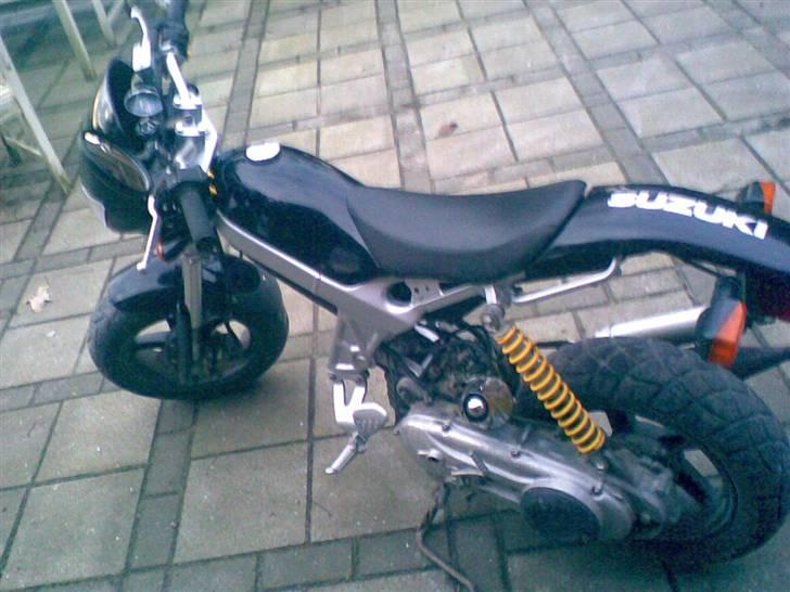 Suzuki      Street Magic [SOLGT] billede 3