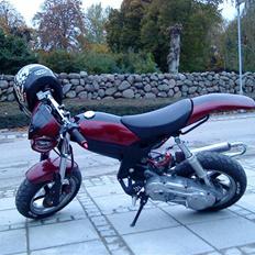 Suzuki Street Magic **Solgt**