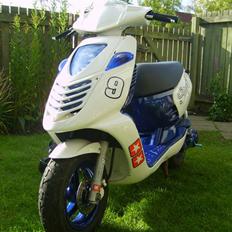 Aprilia Sonic SMADRET