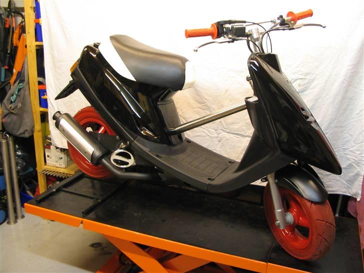 Yamaha Jog Solgt  billede 4