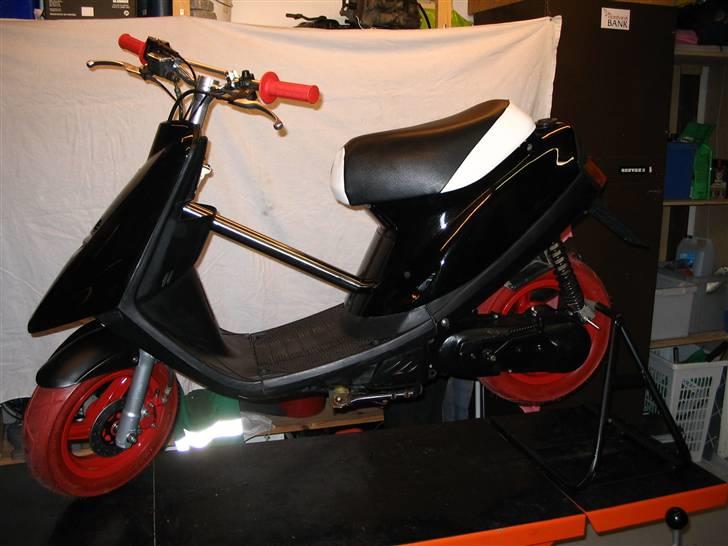 Yamaha Jog Solgt  billede 8