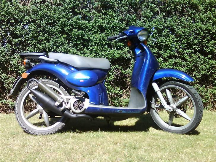 Aprilia Scarabeo Racing - Yasuni R - Black edition billede 1