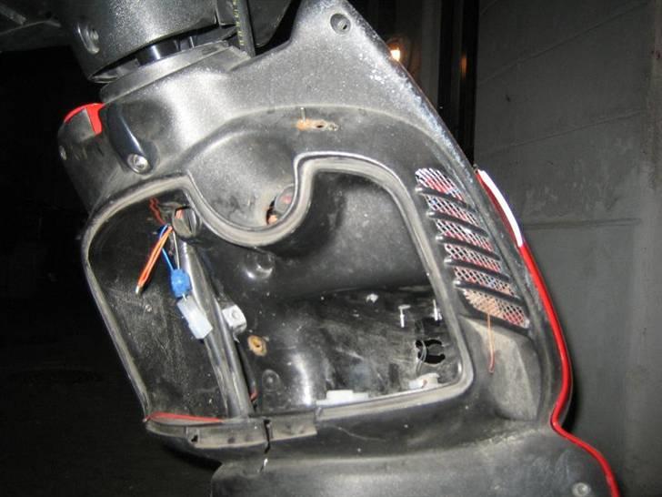 Aprilia Sonic Solgt for 3500kr. - Efter Spasserne havde valgt at Stjæle den :(:( billede 10