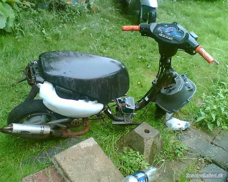 Aprilia sonic solgt til 9700 billede 1