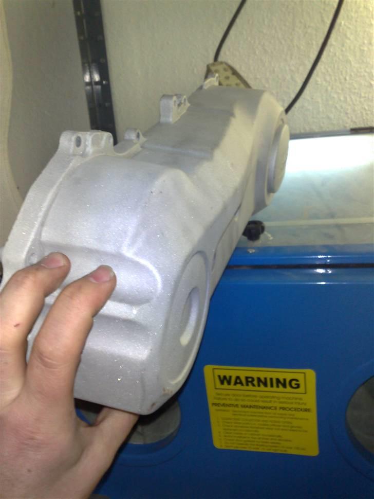 Aprilia sonic solgt til 9700 - er blevet malet blank sort billede 8