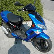 Peugeot            SpeedFight2 AC