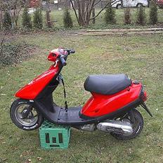 Yamaha            Jog SOLGT :D