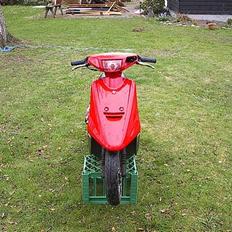 Yamaha            Jog SOLGT :D