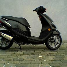 Suzuki Estilete