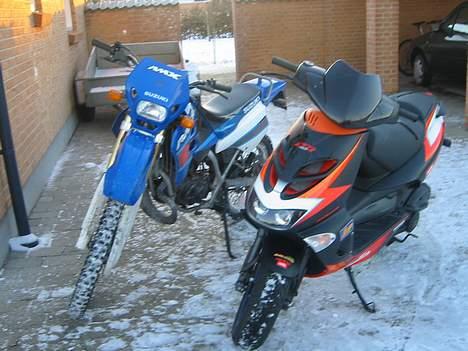 Suzuki RMX billede 4
