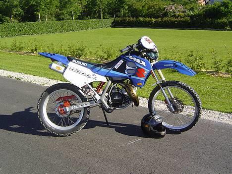 Suzuki RMX billede 2