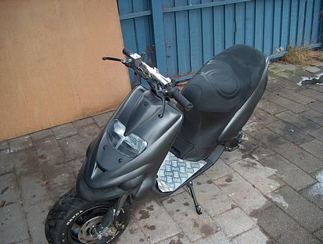 Gilera Stalker - Scooteren efter lidt "konstruktiv ændring af scooteren" :P billede 1