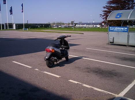 Piaggio Zip SOLGT billede 6