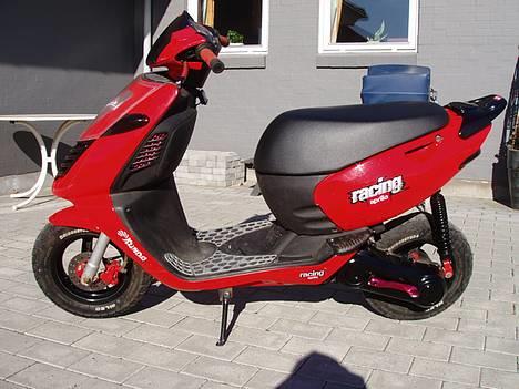 Aprilia Sonic Red & Black (Solgt) billede 10