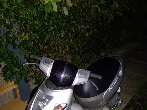 Aprilia Sonic billede 2